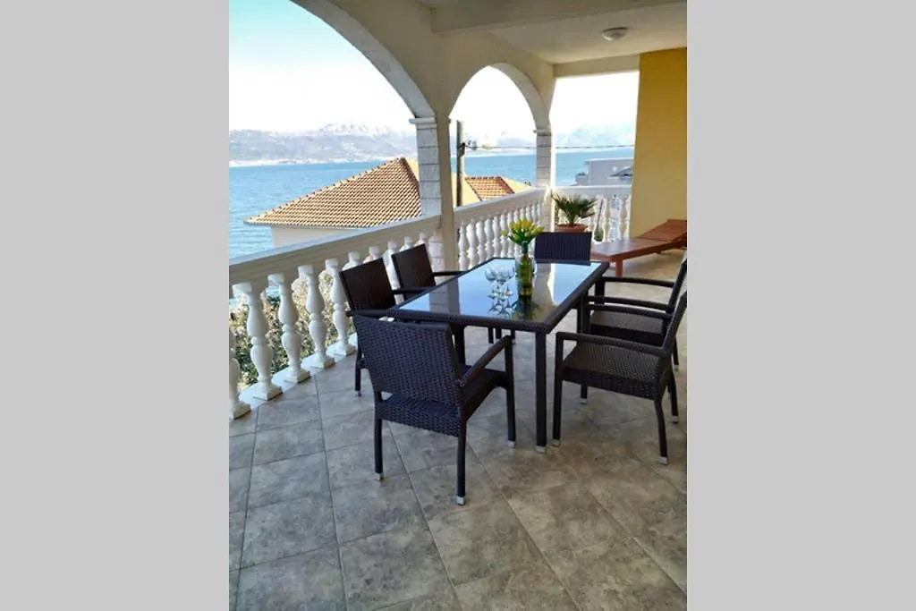Apartmen Karmen 2 Trogir